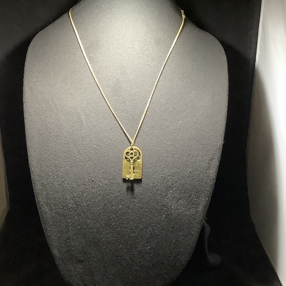 Gold Key Pendant Necklace